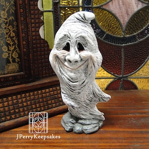 Happy Ghost Halloween Decoration, Hand Painted Ceramic Smiling Ghost Figurine, Halloween Decorations, Adorable Halloween Ghosts