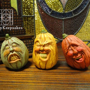 SMALL Jack-O-Lantern Figurine Set Halloween Decoration, Hand Painted Ceramic Halloween Decorations, Halloween Figurines, Creepy Pumpkins