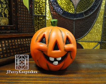 Happy Jack-O-Lantern Figurine Halloween Decoration, Hand Painted Ceramic Halloween Decorations, Halloween Figurines, Creepy Pumpkins