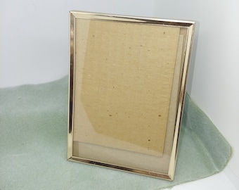 2 x Vintage 1980's Kick Stand Photo Frames 5x 7" Gold Tone 2 x Vintage 1980's Kick Stand Photo Frames 5x 7" Gold Tone