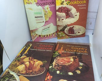 Libro de cocina culinaria de 1971 - Favoritos del diario agrícola: platos principales, postres, sopas, guarniciones y más. Ver descripción y fotos.
