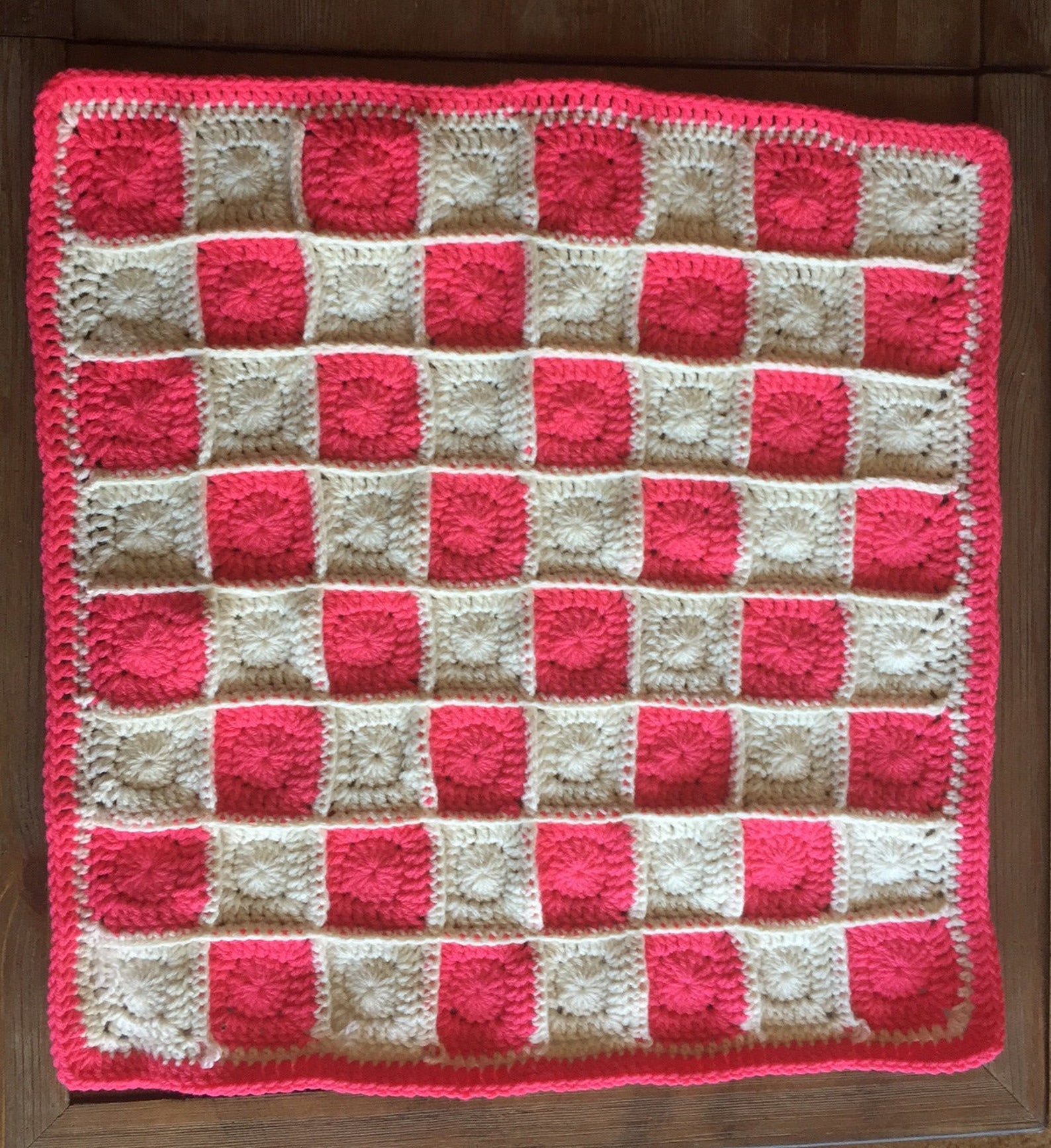 checkerboard crochet bag