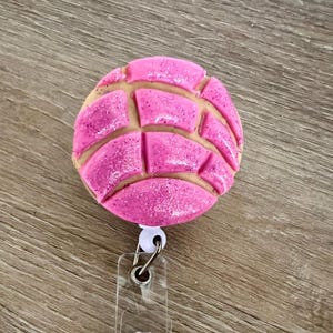 Pink Concha Badge Reel | Cute Pan Dulce ID Holder | Mexican Bread Nurse Badge Clip | Retractable Badge Reel for Nurses, Teachers, & Healthca
