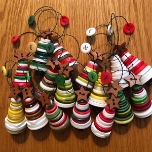 Klassieke kerstkleur knopornamenten/set
