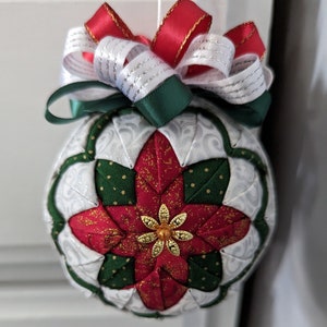 Winter Poinsettia Flower Ornament Pattern