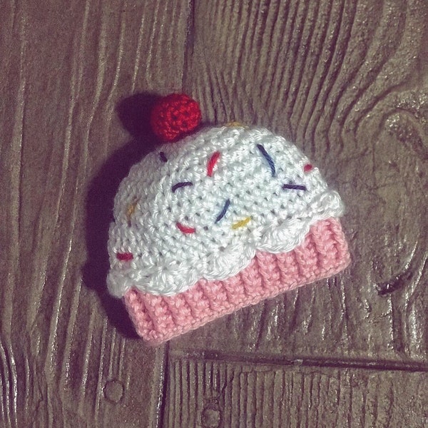 Newborn Cupcake Hat