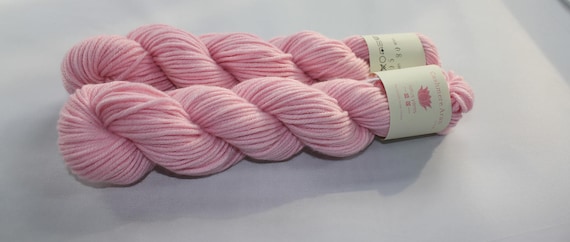 Hand Dyed // Bulky Weight 100/% SILK 2ply DK = 04 1 Skein 55 Meters