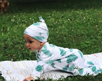 Baby Fern Sleepsuit -  Plant sleepsuit - Unisex Baby Sleepsuit - Baby onepiece with Leaf Print - Plant onesie® - Gender Neutral Clothes