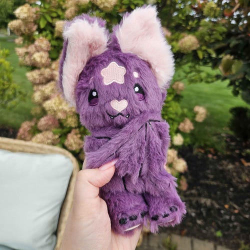 Lilac the Purple Skunk Sugarbell Pal Jumbo Plush 19 Inch Stuffed