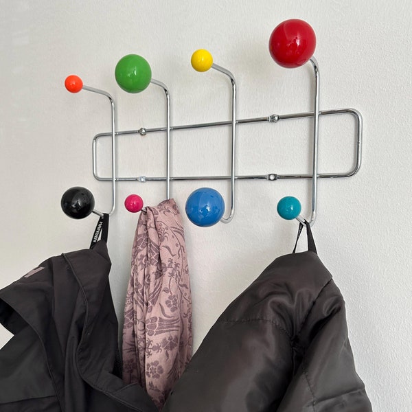 Sputnik Vintage style coat hook / rack - metal with atomic coloured balls     Robe Hat keys lead Eames mid century