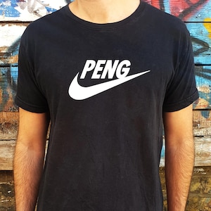 PENG アーバンスラング Tシャツ グラフィックTシャツ