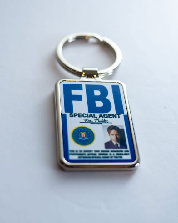 Fox Mulder: FBI Badge Keychain | Etsy