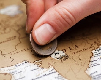 Carte du monde murale à gratter - Cadeaux de voyage pour les voyageurs - Cadeau de la Saint-Patrick pour elle et lui