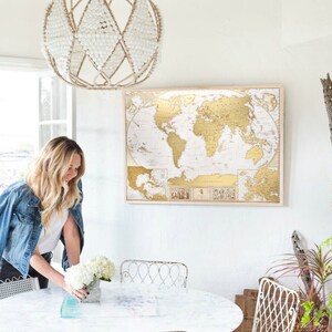 Personalized Travel Map of the World Scratch off with Push Pins - Custom World Map Scratch off