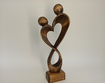 Liefde sculptuur 8,3", houten sculptuur, beeldhouwkunst, houtsnijwerk, sculptuur van hout, Valentijnsdag geschenk, houten beeldje, gepersonaliseerde geschenken