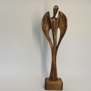 Sculpture d'ange 8,5 pouces, sculpture sur bois, cadeaux personnalisés, ange en bois, ange sculpté, statue d'ange en bois, art de la sculpture, décoration de figurine