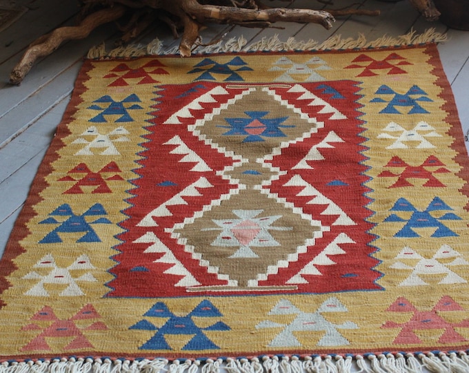 Bohemian Oushak Handwoven Wool Kilim,Ethnic Kilim,Vintage Small Kilim,Turkish Anatolian Area Kilim,Kelim