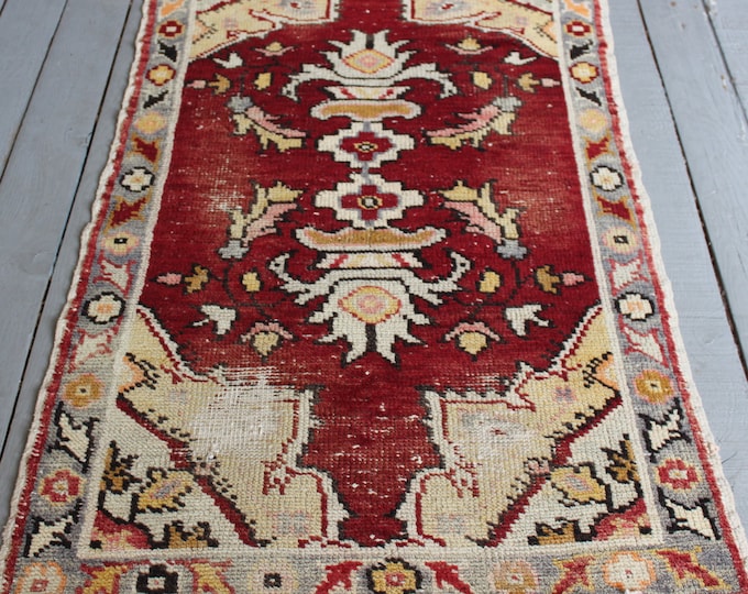 2'2"x3'8" Vintage Red Small Handwoven Wool Carpet,Turkish Area Rug,Ethnic Tribal Small Rug