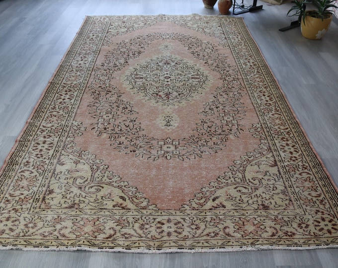 Vintage Pale Pink Medallion Rug ,6'x10'2"  Vintage Turkish Oushak Rug / B-492