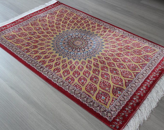 Red Silk Rug, Small Silk Rug / B-2017 / 1'9''x3'