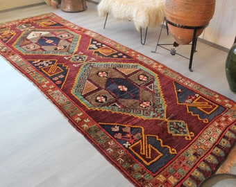 4'3"x12'7" ft  Vintage Rug Runner, Ethnic Kars Runner, Vintage Anatolian Rug Runner, Turkish Rug Runner, Bohemian Rug Runner /  B-906