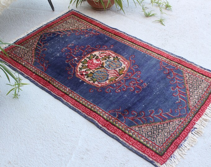 2'7"x5'6" ft Vintage Rug, Vintage Anatolian Rug, Vintage Turkish Rug, Blue-Red Rug, Floral Design Turkish Rug, Ethnic Rug, Small Area Rug