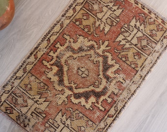 Vintage Door Mat, Ethnic Door Mat, Bohemian Door Mat, Handwoven Door Mat , Vintage Small Rug, Small Ethnic Rug / B-1477 / 1'6"x2'5"