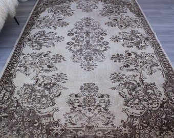 6'x9' ft  Vintage OUSHAK Rug, Beige-Brown Oushak Rug, Vintage Area Rug, Vintage Beige Rug, Beige Area Rug, Beige Floral Rug