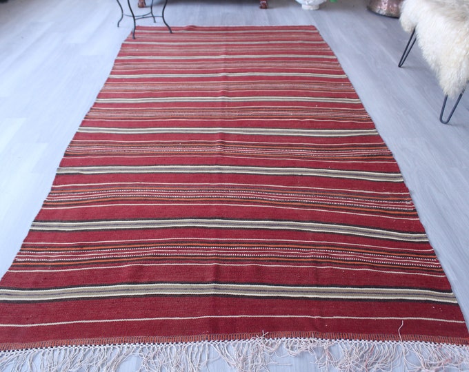 4'8"x9'8" Vintage Red Kilim, Vintage Turkish Kilim, Vintage Anatolian Kilim Rug, Ethnic Kilim, Striped Red Kilim, Boho Style Kilim
