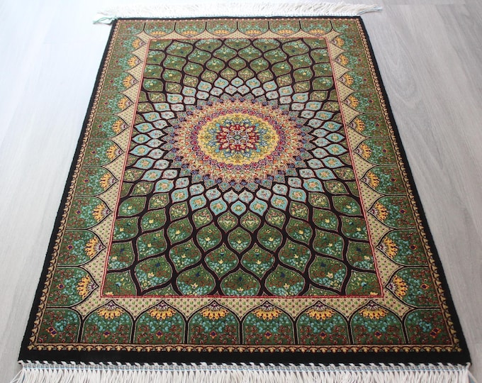 Green Silk Rug, Small Green Rug, Small Silk Rug / B-2004 / 23x36 inches / 1'9''x3'