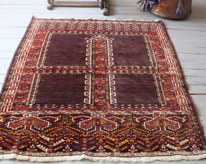 4'6"x4'6" Antique Yomud Turkmen ENSI Rug, Vintage Turkoman Rug, Vintage Cross Design Rug