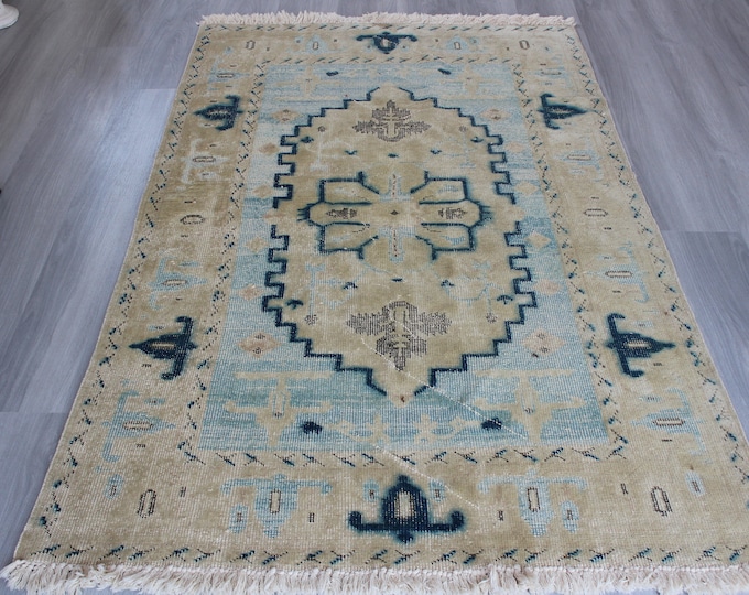 Ivy-Blue Rug , Vintage Oushak Rug, Beige Oushak Rug, Vintage Turkish Rug / B-1671 / 4'x6'5"