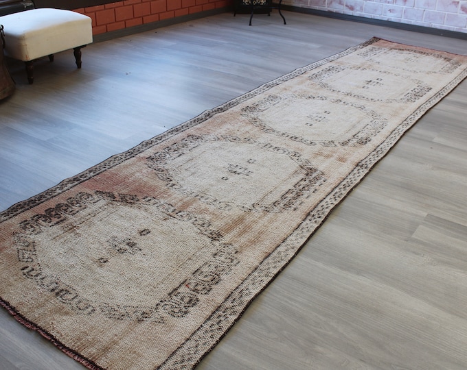 2'8"x10'8" Vintage Oushak Rug Runner, Beige Oushak Runner, Beige Rug Runner, Distressed Rug Runner, Handwoven Pale Rug Runner / B-1383 /