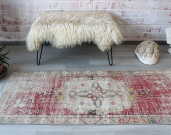 Vintage Pale Rug, Ethnic Small Rug, Distressed Turkish Rug, Handwoven Bathroom Rug / B-1724 / 2'5"x5'5"