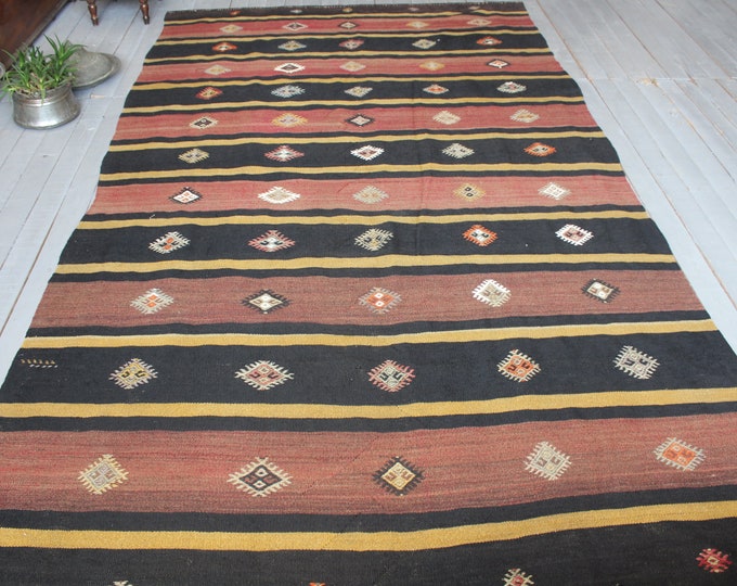 5'8"x10'1" ft  Vintage Striped Kilim Rug, Ethnic Kilim, Bohemian Kilim, Decorative Kilim Rug