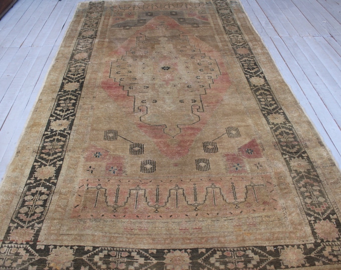 Vintage Rug,  Vintage Anatolian Rug, Taspinar Area Rug, Hand spun Wool Rug, Ethnic Rug / 5'2"X10' feet