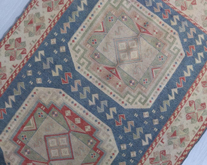 Vintage Sumak Kilim, Pale  Kilim rug, Bohemian Kilim