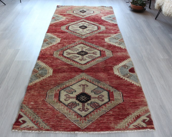 Red Wool Runner, Ethnic Kars Runner Rug , Vintage Rug Runner, Anatolian Vegetal Dyed Rug Runner /  B-1729 / 3'8"x9'2"