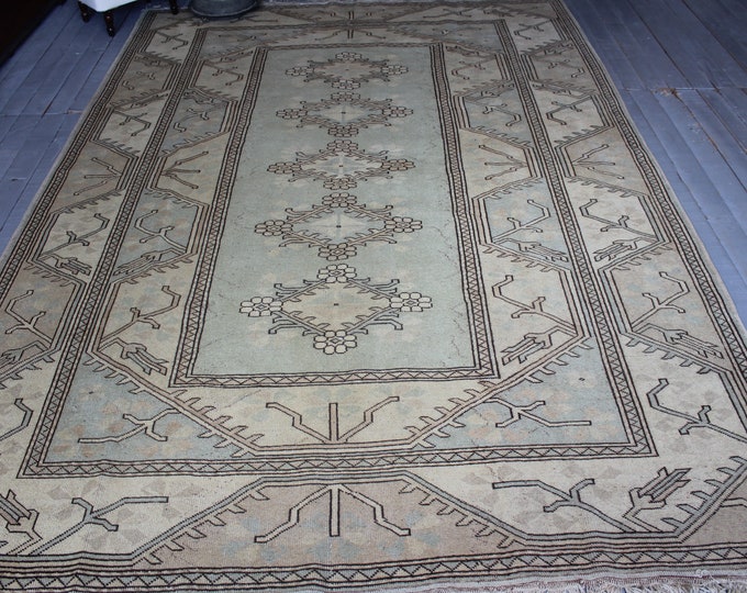 6'7"x9'5" Vintage MILAS Rug, Turkish Anatolian Beige Area Rug, Geometric Design Vintage Turkish Rug, Low Piled Beige Rug