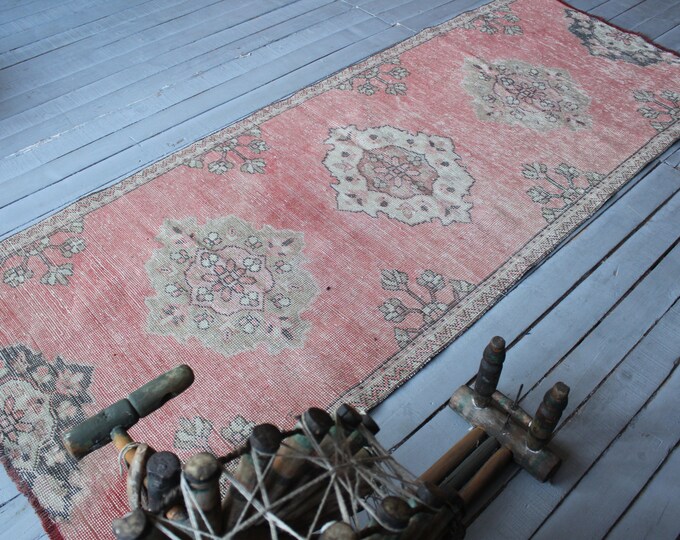 3'x 7"7 ft  Vintage Pale Red Konya Runner Rug, Vintage Turkish Anatolian Runner Rug, Ethnic Bohemian Rug Runner