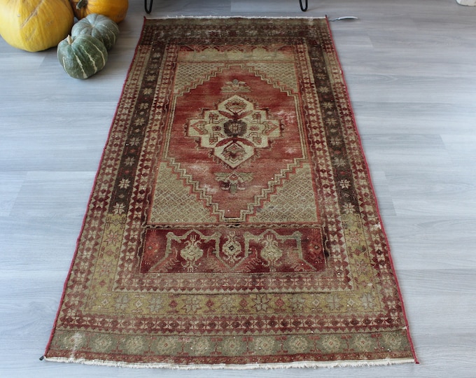 Small Vintage Rug, Ethnic Anatolian Rug, handwoven wool rug,vintage turkish rug, neutral wool rug / 2'9"x3'4" feet