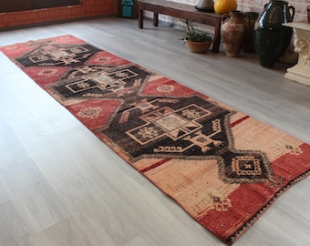 Vintage Rug Runner, 3'x11'Traditional Handwoven Wool Runner, Medallion Design Rug Runner / B-1875