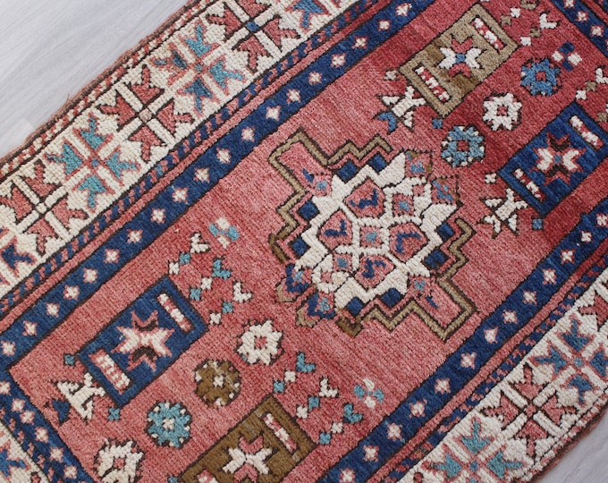 Small Anatolian Rug, Vintage Canakkale Rug, Ethnic Small Rug, Bohemian Rug , Decorative Small Rug