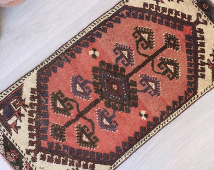 Small Ethnic Rug, Antalya Dosemealti Rug , Handwoven Red Rug Door Mat / B-1561 / 1'8"x3'7"