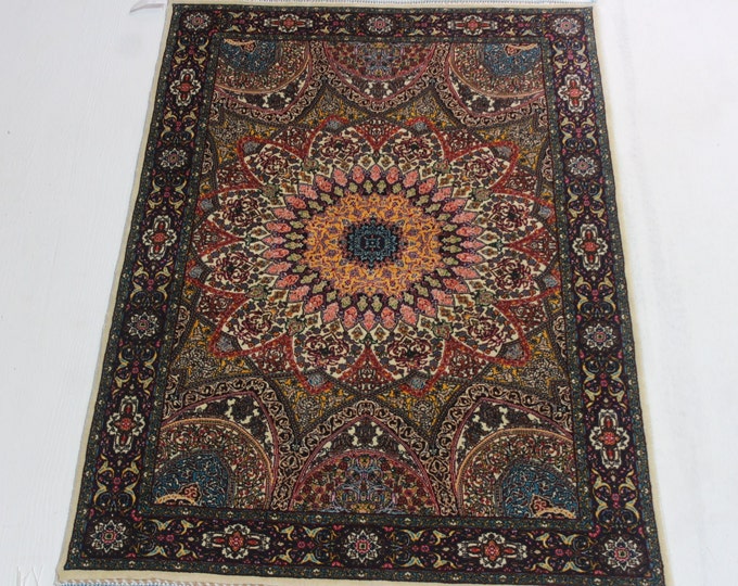 Oriental Silk Rug, Small Silk Rug, Traditional Medallion Design Silk Rug / B-1799 - 1803 / 2'x3'