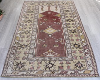 Vintage Beige Area Rug, Vintage Milas Bozalan Rug, Bohemian Natural Wool Rug / B-1846 / 4'x6'7''