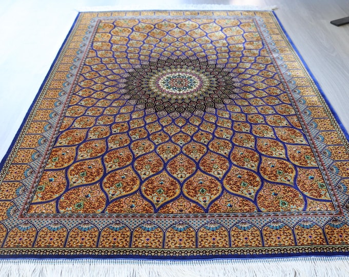 Silk Medallion Rug, 3'3''x5' Handwoven Silk Rug