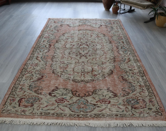 Vintage Pale Rug, 5'3"x8'3"  Large Oushak Rug, Pale Salmon  Color Rug