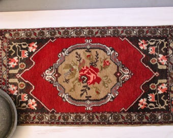 1'8"x3'7" Vintage Floral Design Rug Door Mat, Bohemian Wool Door Mat Rug, Anatolian Handwoven Rug Door Mat, Small Carpet