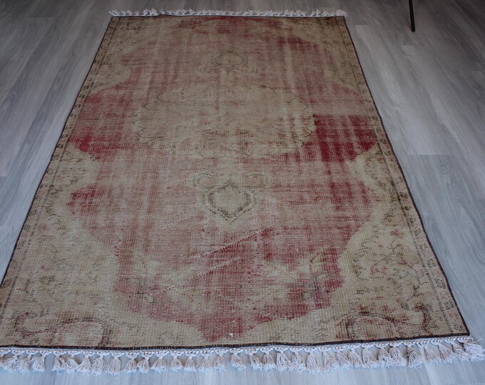Pale Vintage Rug , Distressed Pale Rug, Pale Red Oushak Rug  /